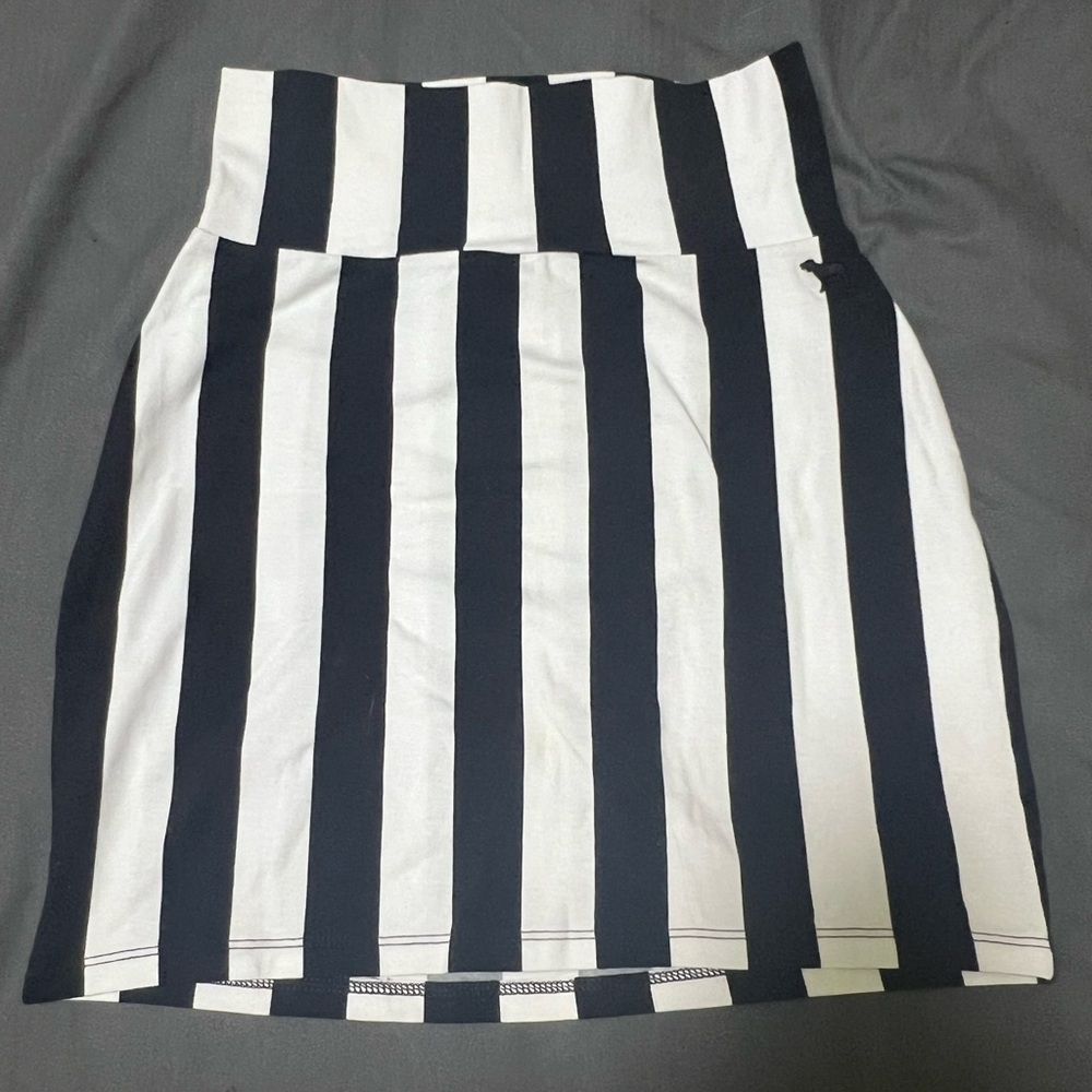Victoria’s Secret Pink, black and white striped body-con size small